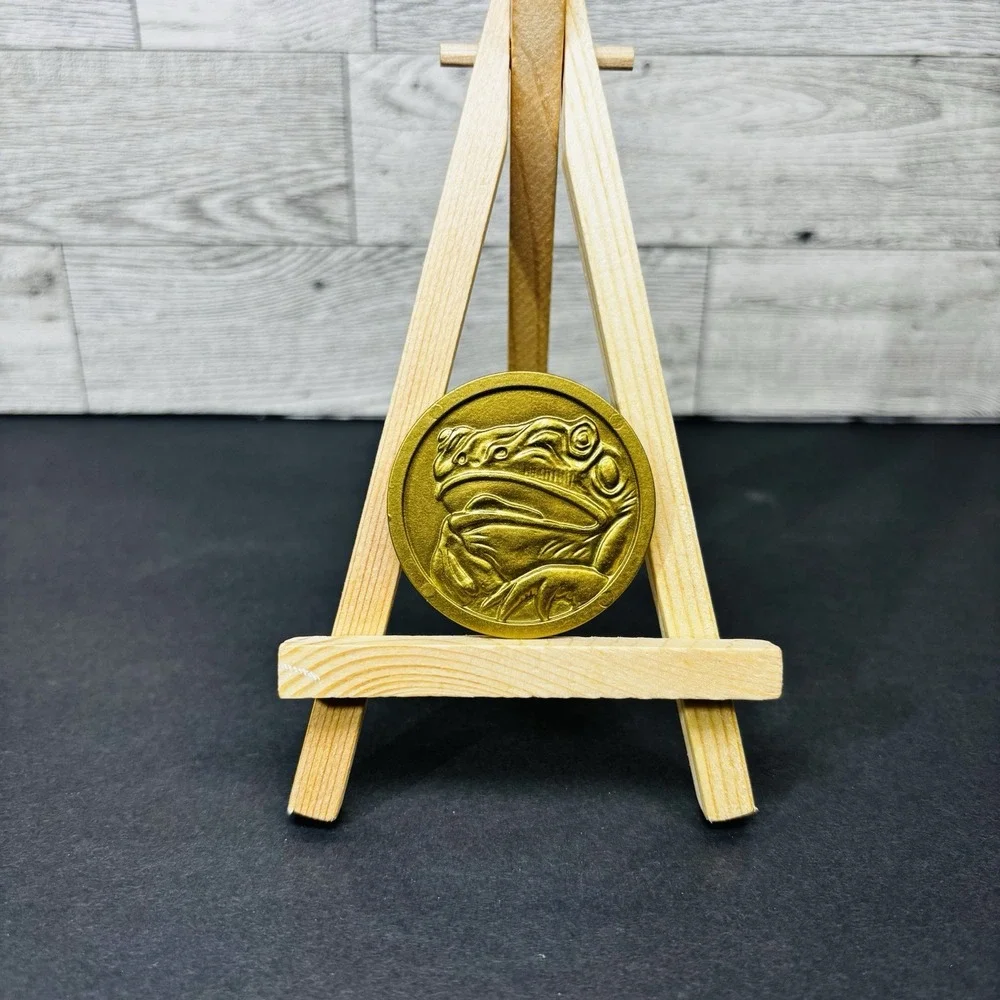 McDonalds 1995 Mighty Morphin Power Rangers Double Sided Buckle Coin‎
